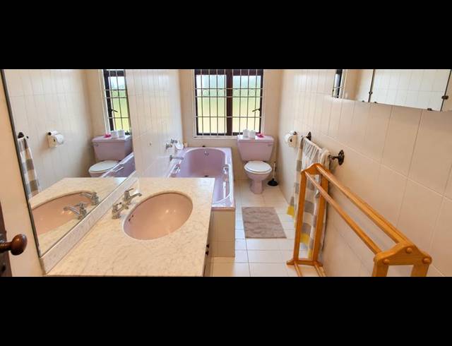 3 BEDROOM TOWNHOUSE FOR SALE IN HELICON HEIGHTS